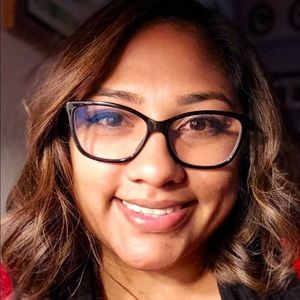 Meet your Posher, Frances